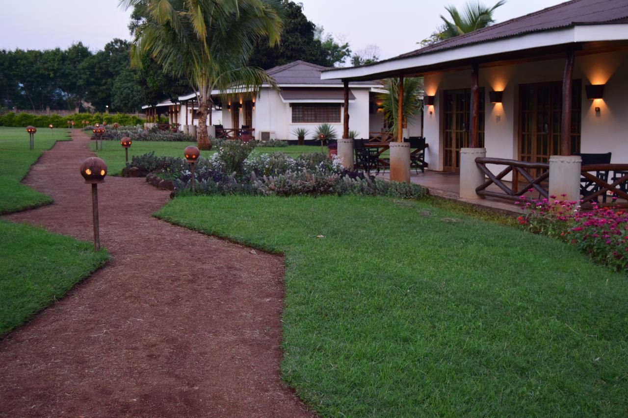 Ameg Lodge Kilimanjaro Moshi Exterior photo